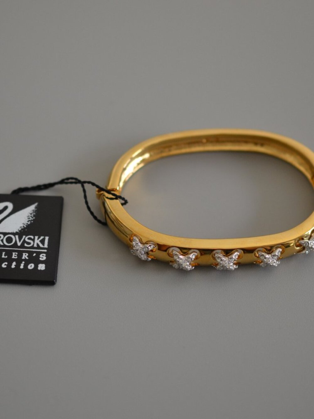Swarovski Gold Tone Crystal Hinged Bangle Bracelet Signed NWT 6.5"